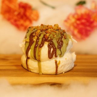 Fluffy pancake Dubai chocolate