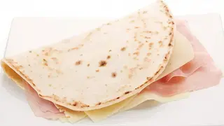 Piadina con prosciutto cotto