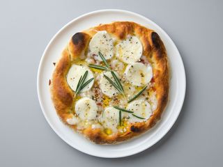 Componi la tua pizza al tegamino