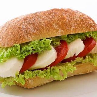 Panino pomodoro, lattuga, mozzarella