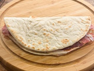 Piadina con prosciutto crudo