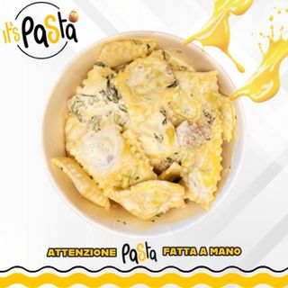 Ravioli salsiccia mascarpone e spinaci