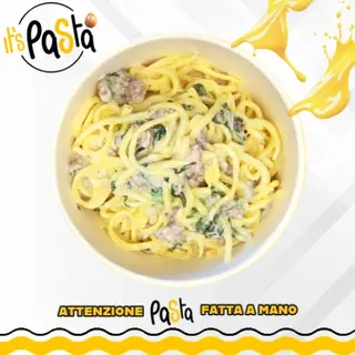 Spaghetto fresco salsiccia mascarpone e spinaci