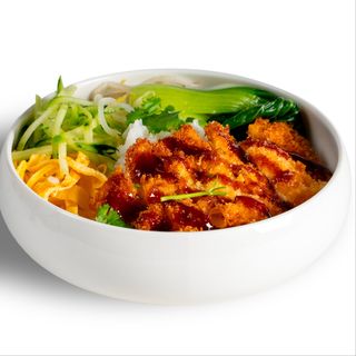D8 Donburi con pollo tonkatsu