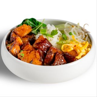 D7 Donburi con brasato di pancetta cinese