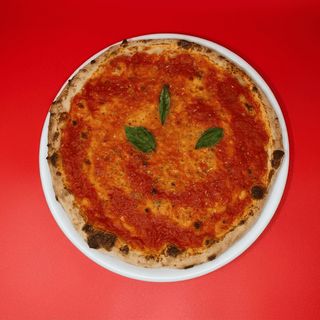 Crea la Tua Pizza Rossa