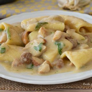 PASTA E PATATE AL FORNO CON PORCINI E PROVOLA