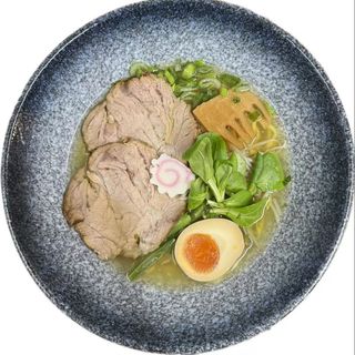 Gyukotsu shio ramen