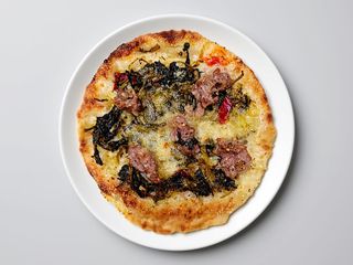 FRIARIELLI E SALSICCIA AL PIATTO