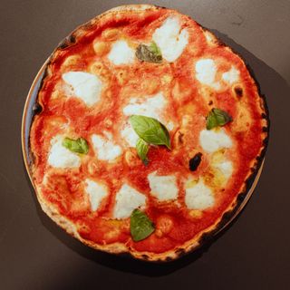 Margherita con bufala