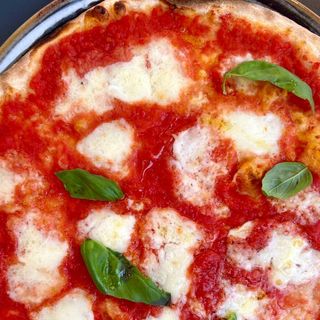 Margherita con bufala