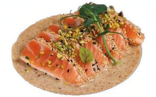 Tataki salmone in salsa sesamo