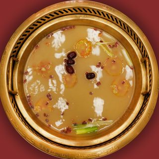 Brodo hot pot gusto pollo e castagne