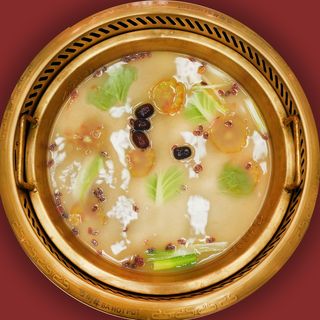 Brodo hot pot vegano