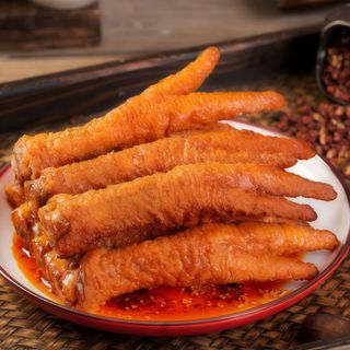 Zampa di gallina fritto e brasato