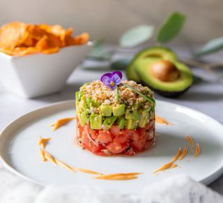 T008.Tartare cheviche avocado
