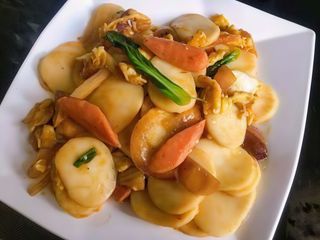 Gnocchi di riso saltato con verdure e uova
