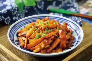 Bambù stufato all'olio