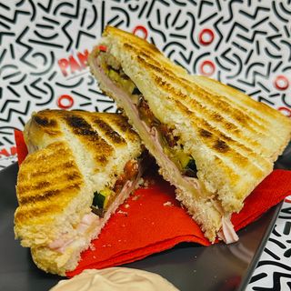 Toastone farcito verdure grigliate