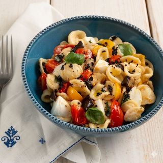 Insalata di orecchiette fresche
