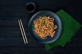122. Yaki udon al pollo