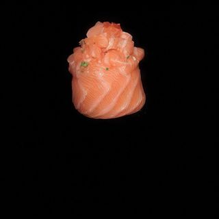 039. Gio Salmone Spicy