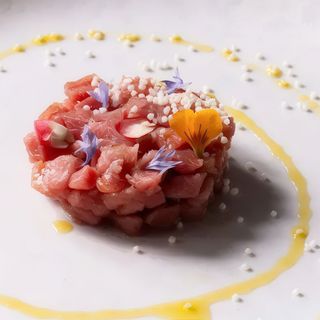 029. Tuna tartare all'arancia e limone