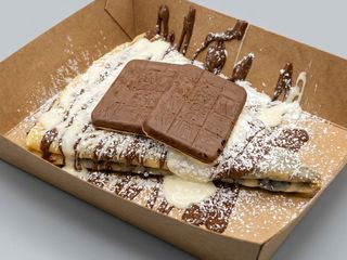 Crêpes con Nutella bianca, Nutella Ferrero e Kinder cards