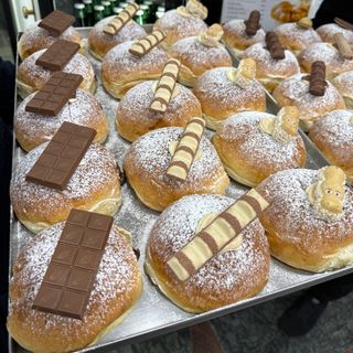 Bombolone kinder bueno white