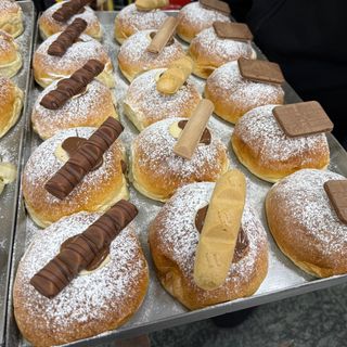 Bombolone Kinder bueno scuro