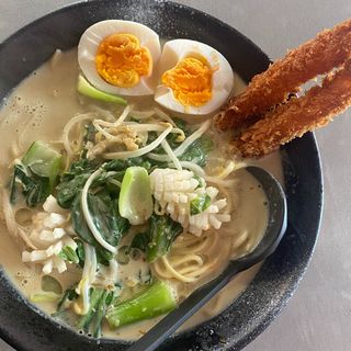 42B.RAMEN THAI