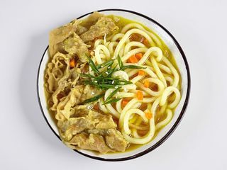 36.Zuppa di noodle con Ravioli