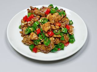 94.Manzo o pollo alla cantonese