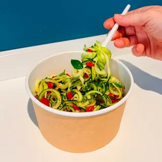 Zucchine a spaghetti crude
