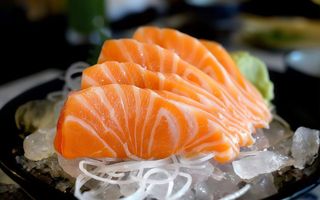 229 Sashimi sake 6 pezzi
