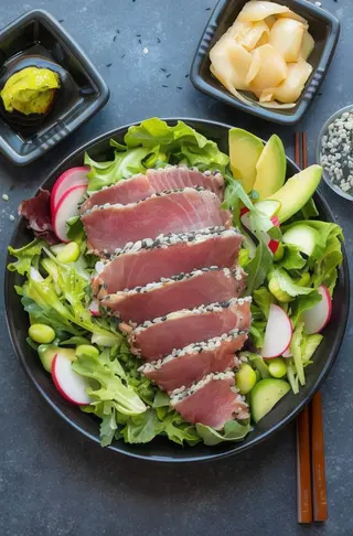 24 Maguro salad