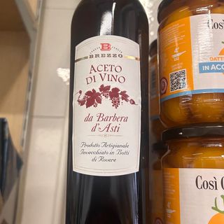 Aceto di vino nero da barbera d Asti ditta brezzo