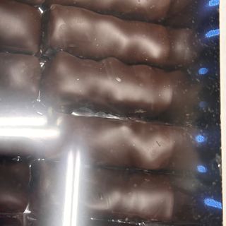 Croccantini ricoperti fondente alla mandorla