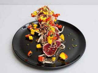 Tropical tuna tataki