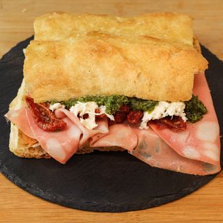 Schiacciata ghibellini