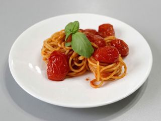 Spaghetti al pomodoro