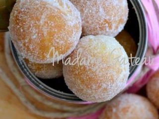 BON BON FRITTI CON CREMA LOTUS