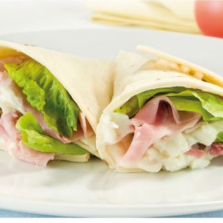 PIADINA con prosciutto cotto e fior di latte