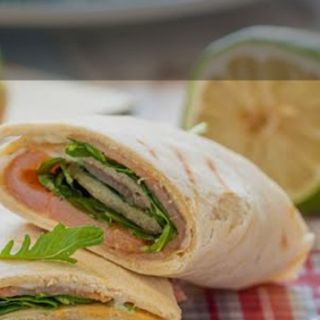 Piadina rughetta e salmone