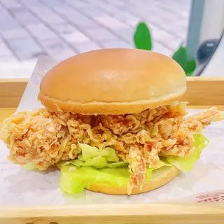 Crispy burger piccante香辣鸡腿堡