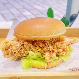 Menu super crispy burger鸡腿堡套餐不辣