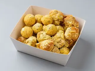 Chicken potato & cheese芝士土豆球炸鸡