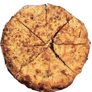 Pizzolo Crema di Zucca, Provola Affumicata, Porcini, Porchetta  