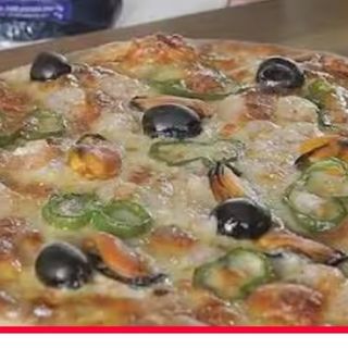 Pizza di mare 
