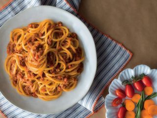 Tonnarelli alla bolognese